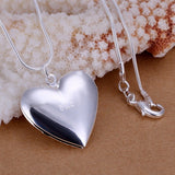 Silver-plated Heart Pendant Locket Necklace (Jewelry)